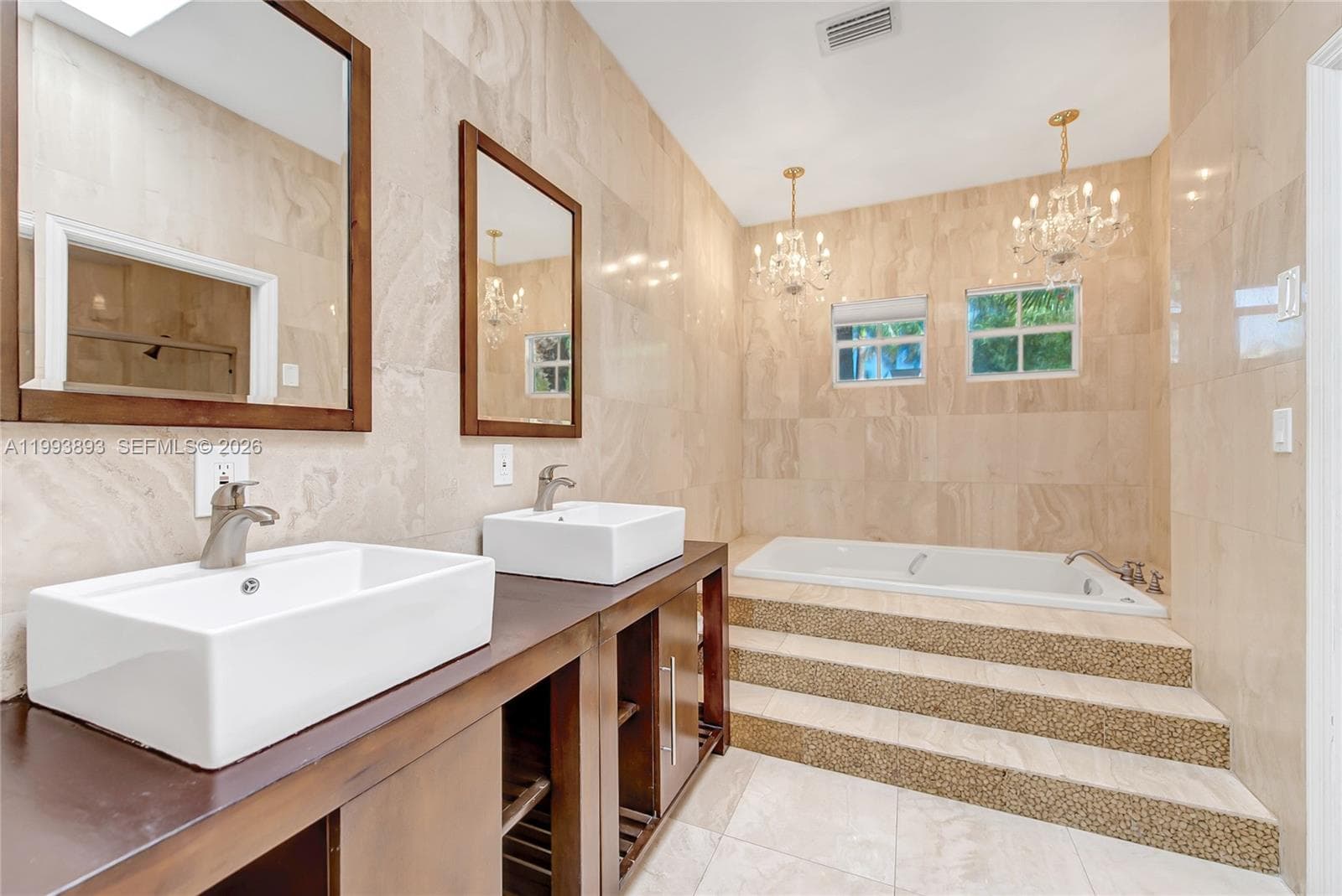 224 Coconut Ln photo 15