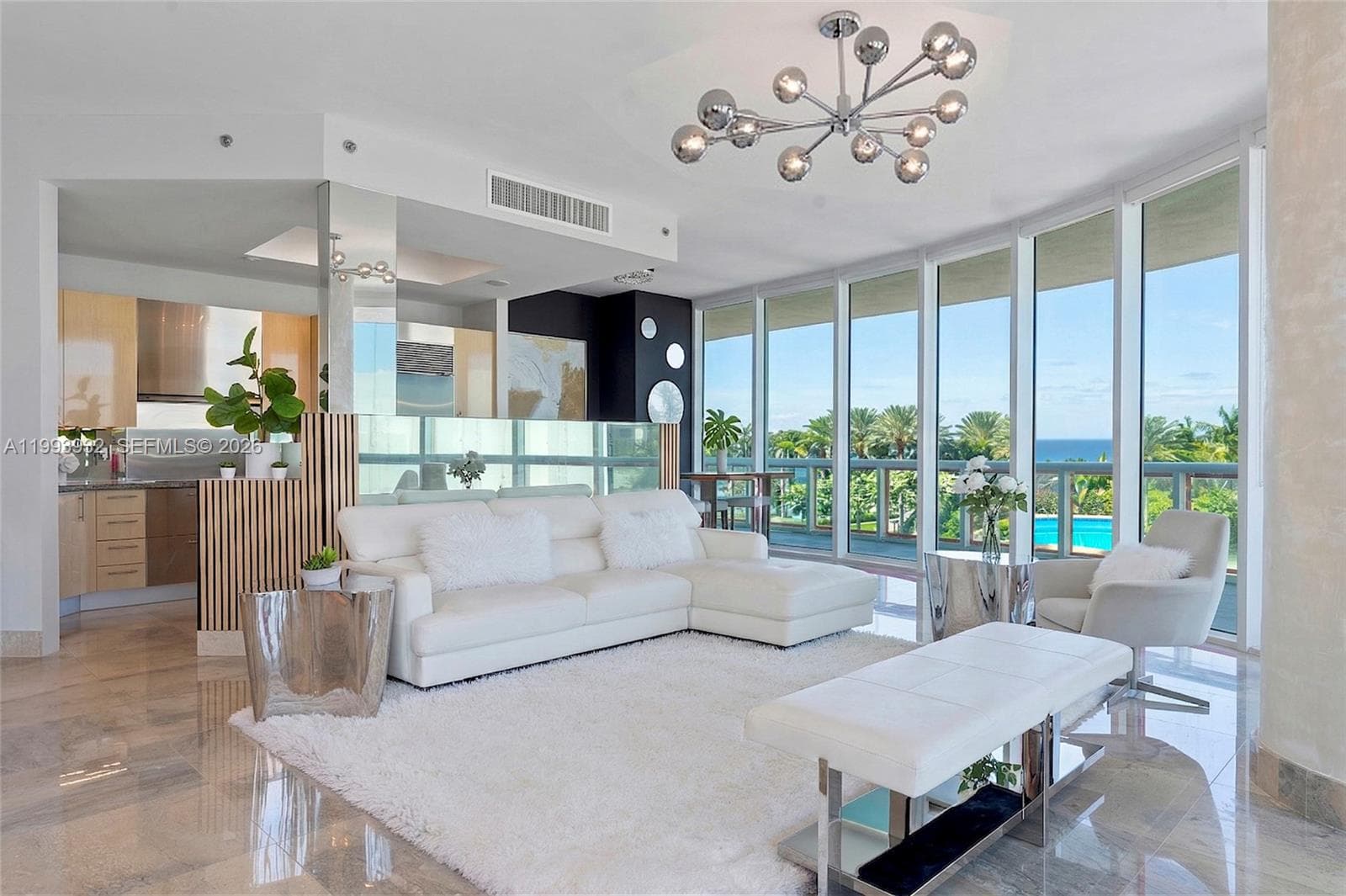 100 Pointe Dr 506 photo 3