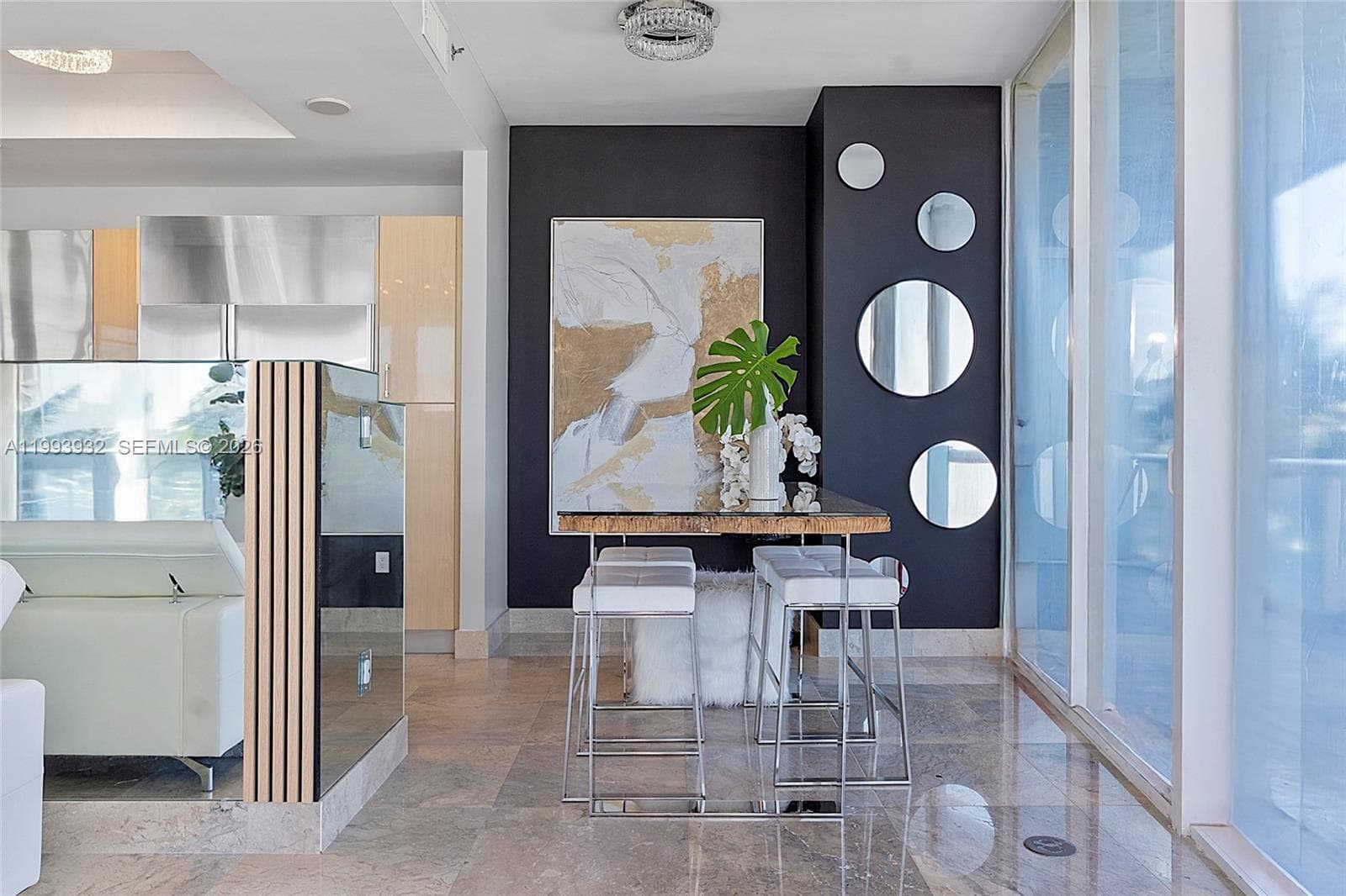 100 Pointe Dr 506 photo 4