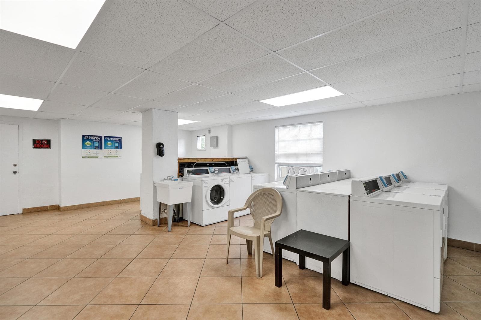 1407 NE 56th Street 207 photo 25