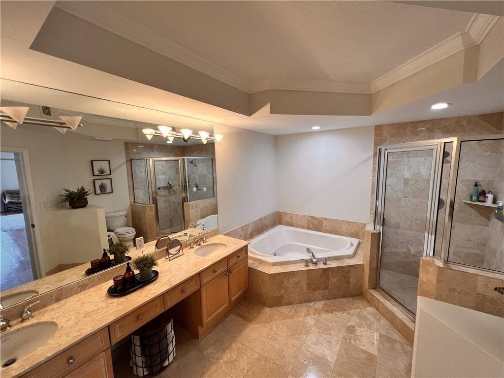 100 S Birch Road 1403f photo 25