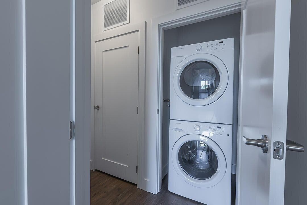 312 23rd Street 208 photo 13