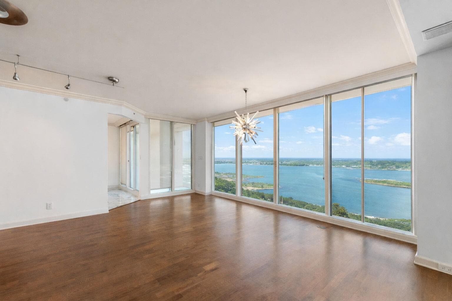529 S Flagler Drive 12 Gh photo 2