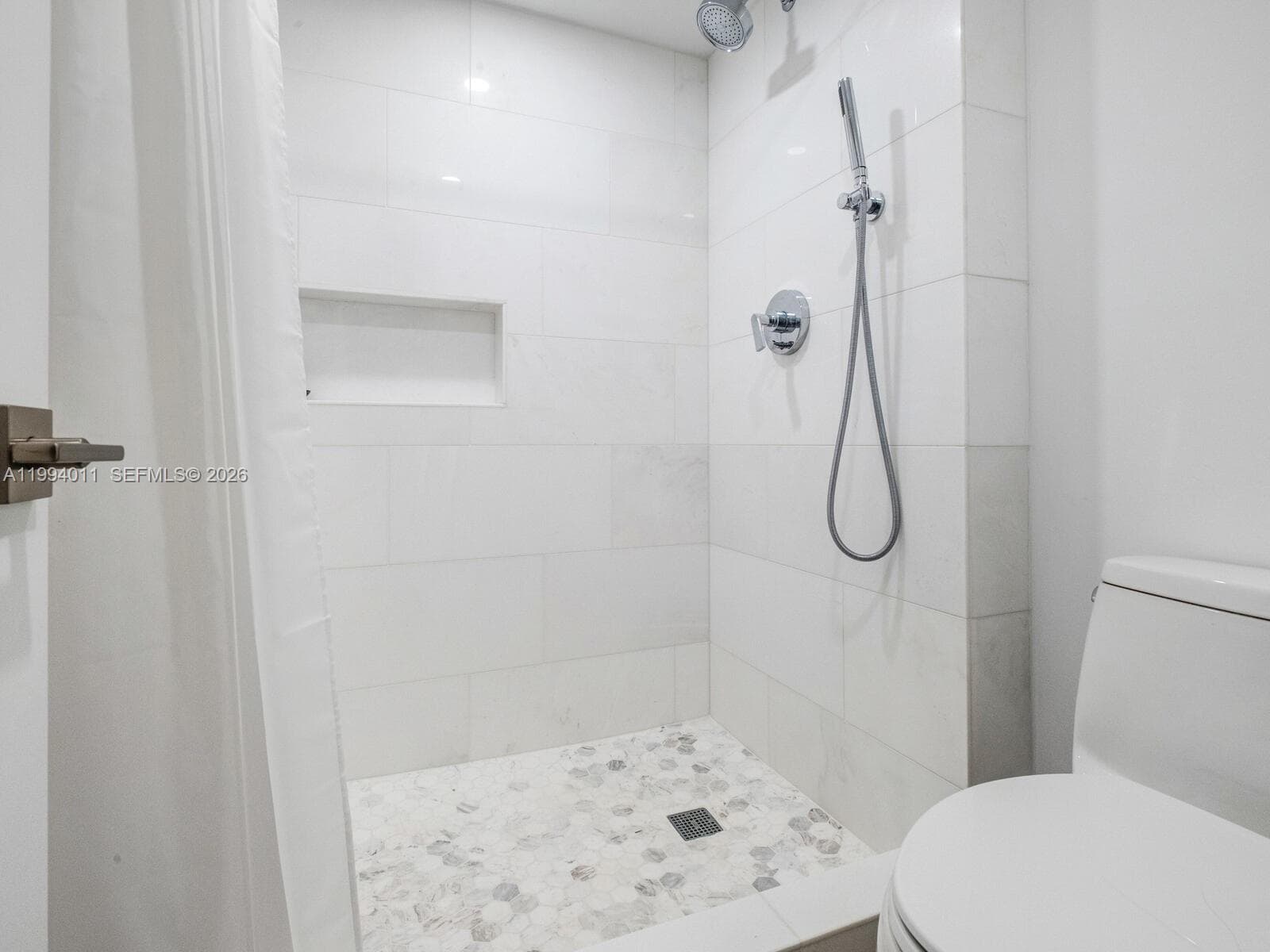 20505 Country Club Dr 531 photo 16