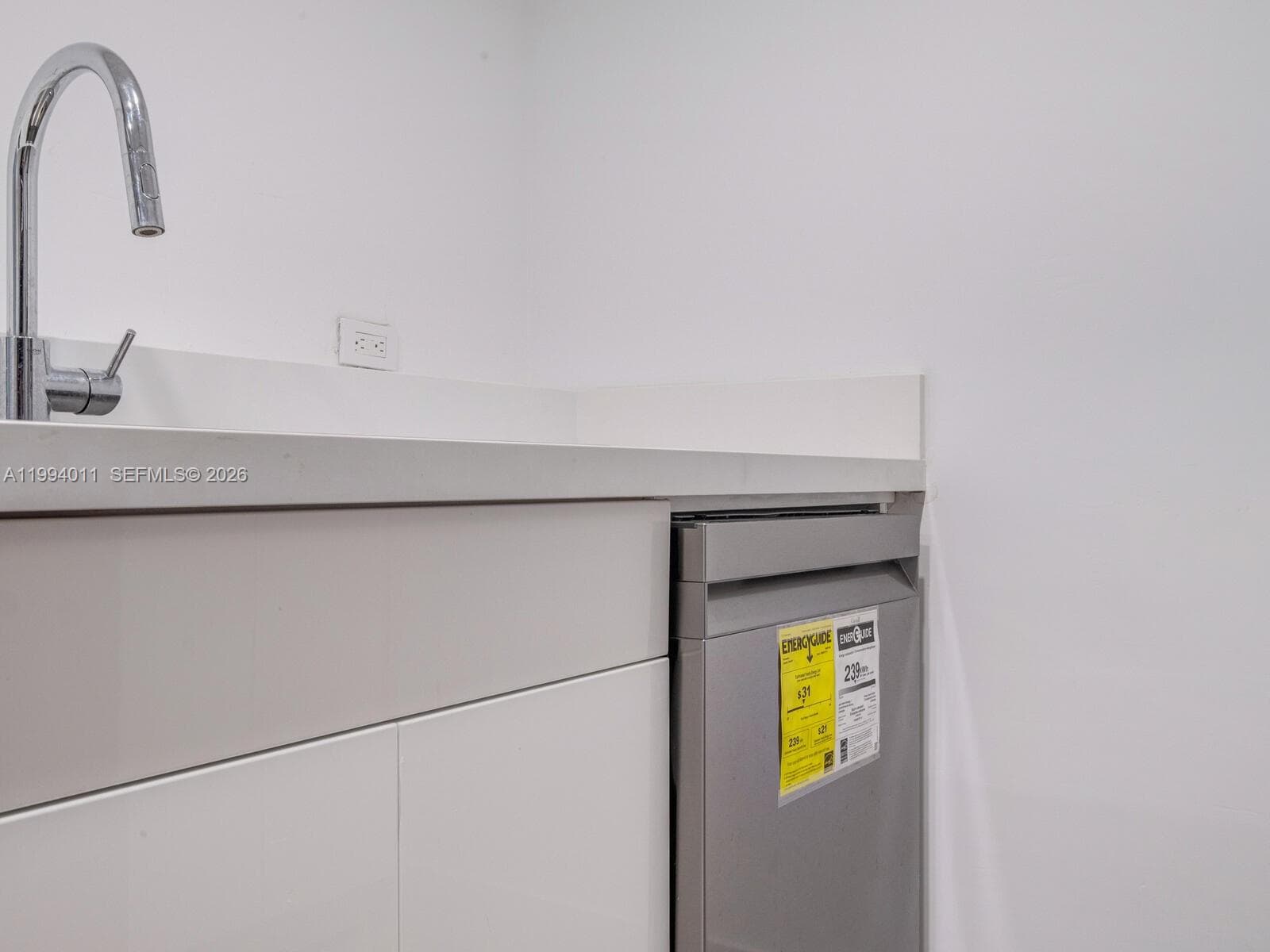 20505 Country Club Dr 531 photo 9