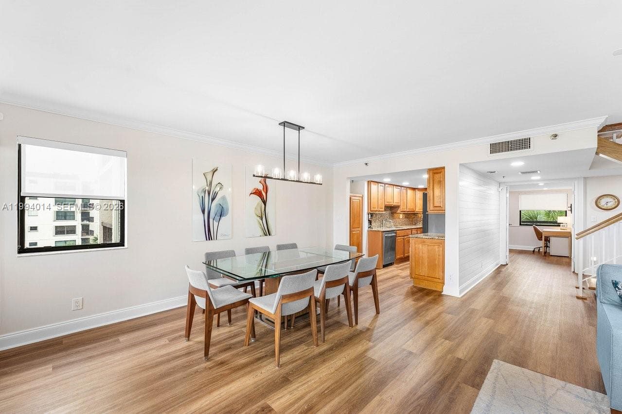 364 Golfview Rd 505 photo 10