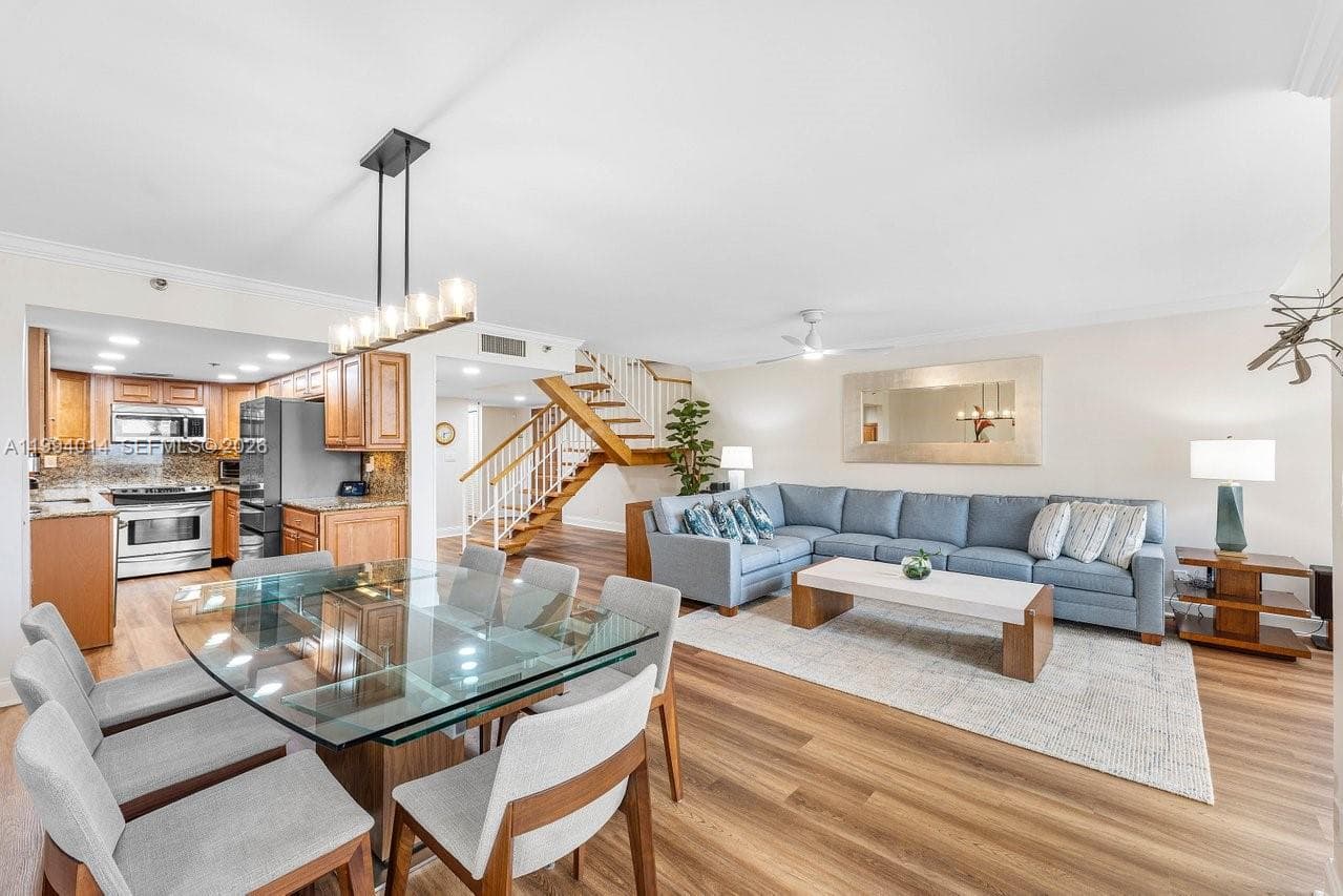 364 Golfview Rd 505 photo 11