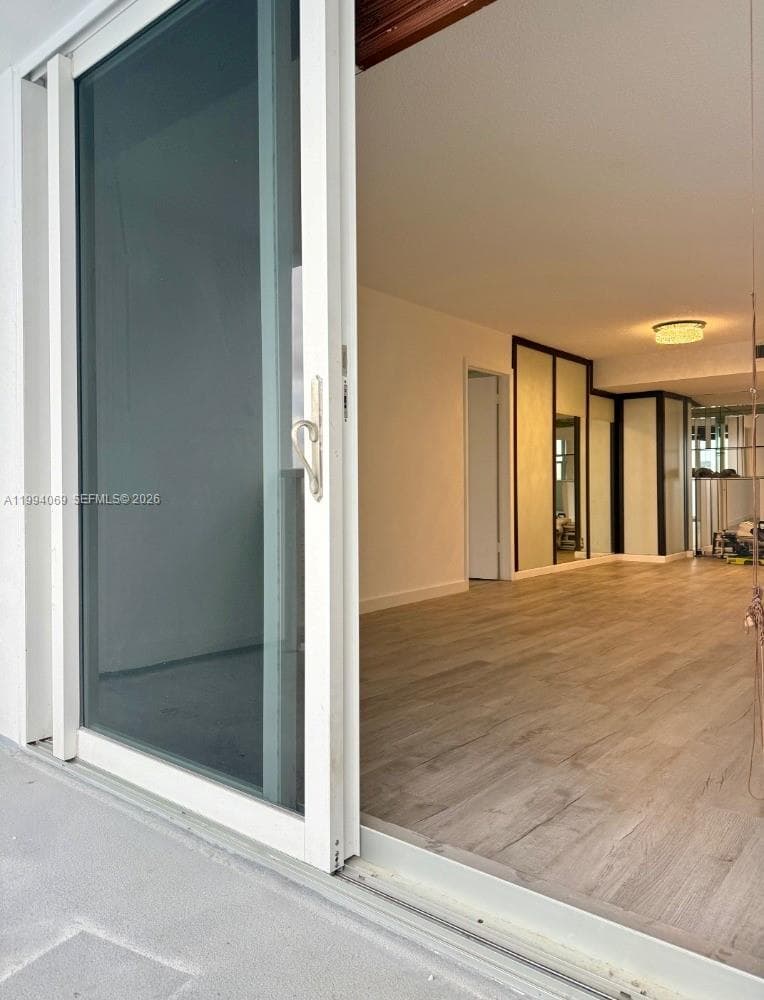 1890 Ocean Dr 1807 photo 6