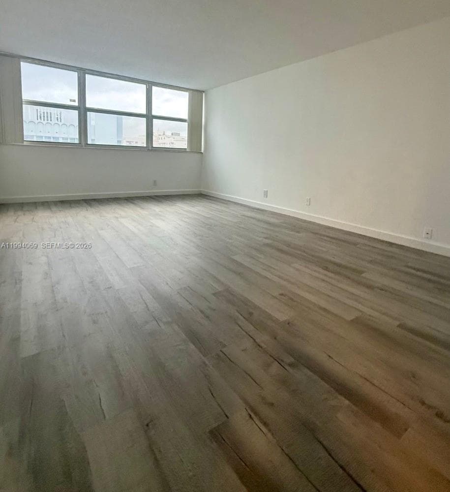 1890 Ocean Dr 1807 photo 13