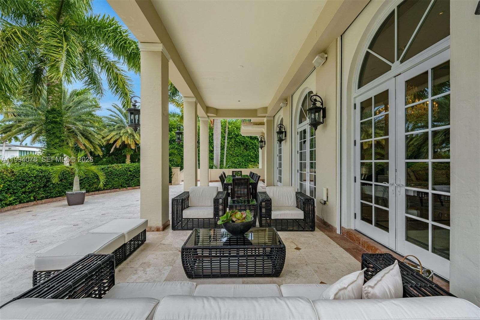 585 Arvida Pkwy photo 12