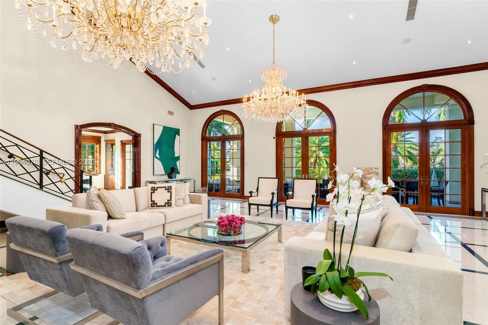 585 Arvida Pkwy photo 5