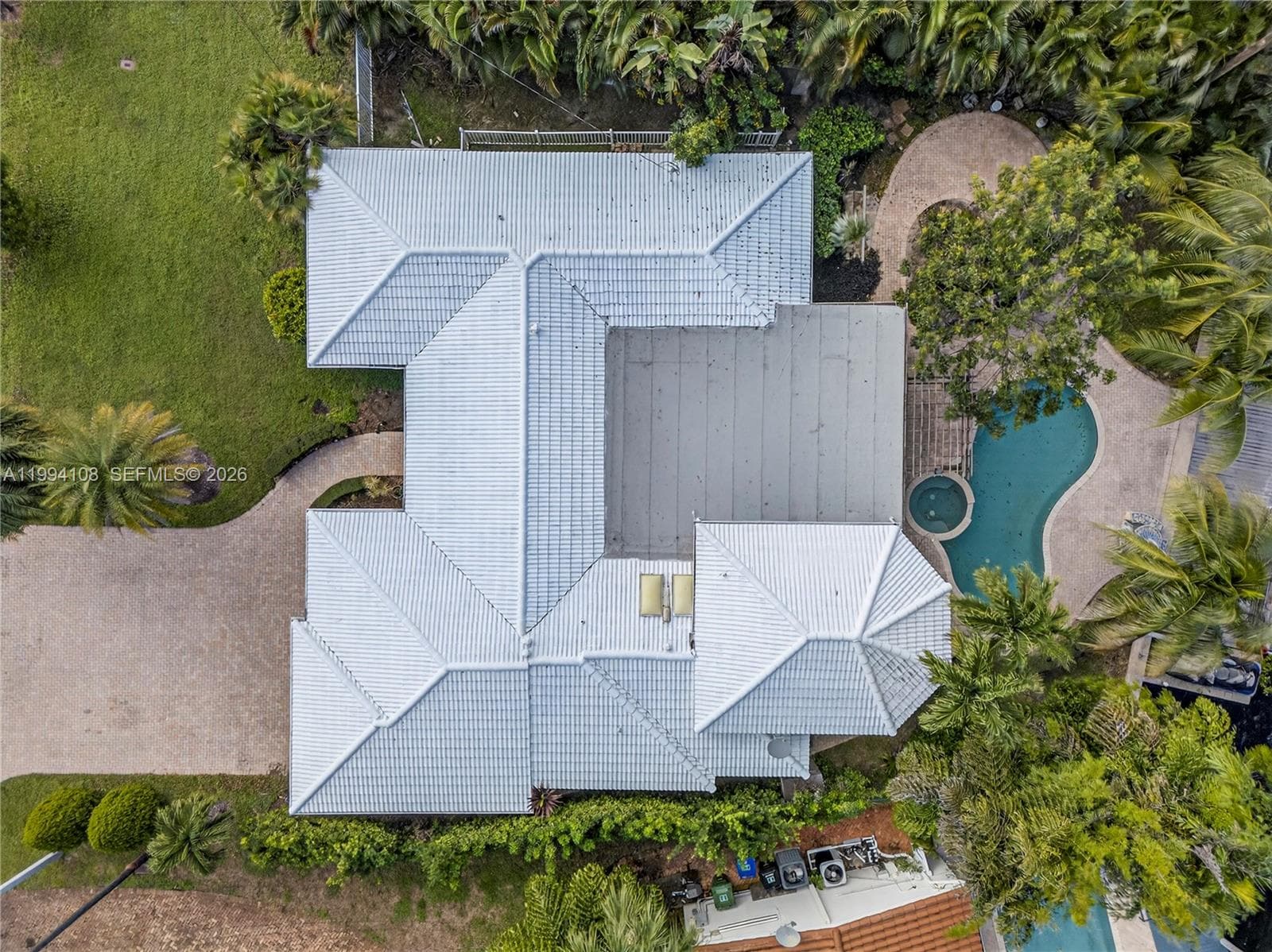 2801 Coral Shores Dr photo 7