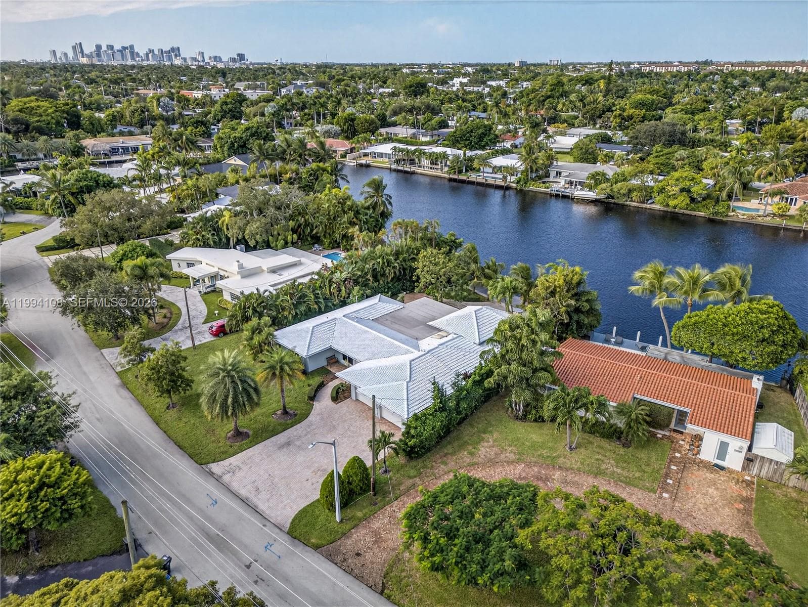 2801 Coral Shores Dr photo 11