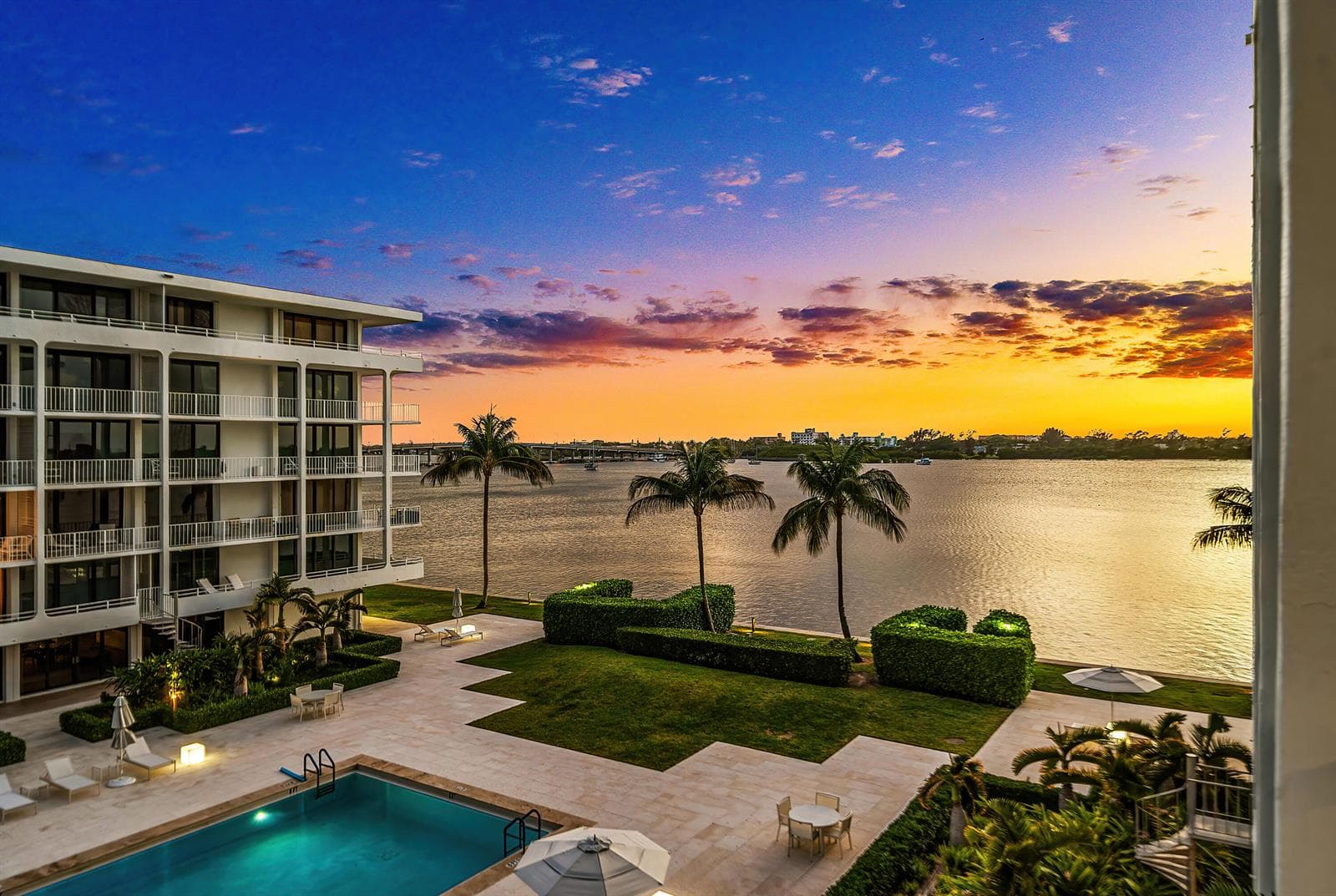 2784 S Ocean Boulevard 303n photo 2