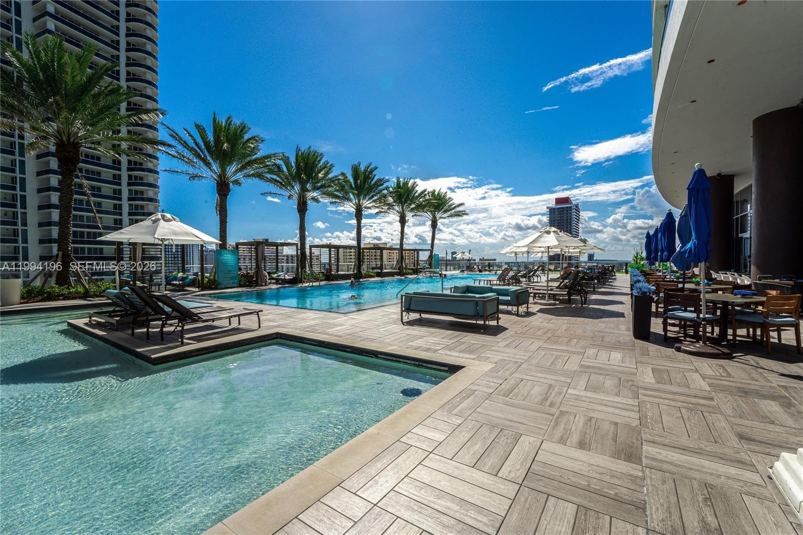 4111 Ocean Dr 3008 photo 4