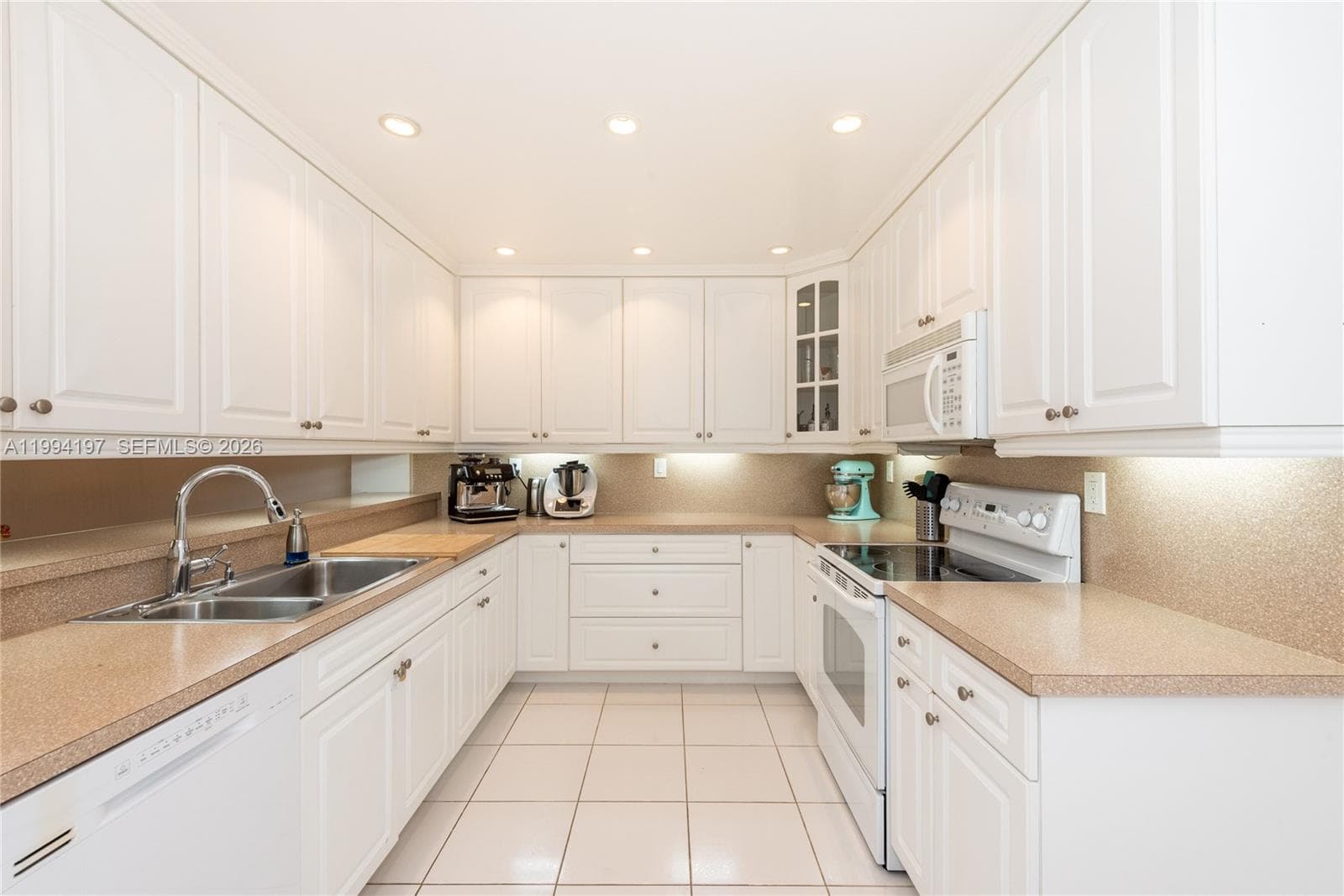 251 Crandon Blvd 141 photo 4