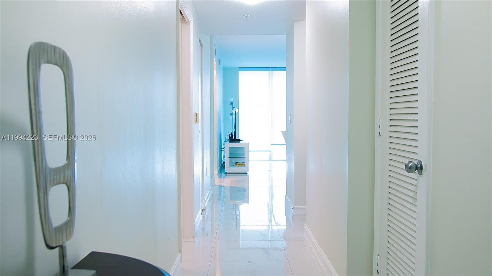 18100 Bay Rd 906 photo 9