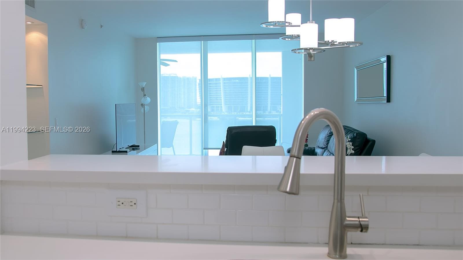 18100 Bay Rd 906 photo 15