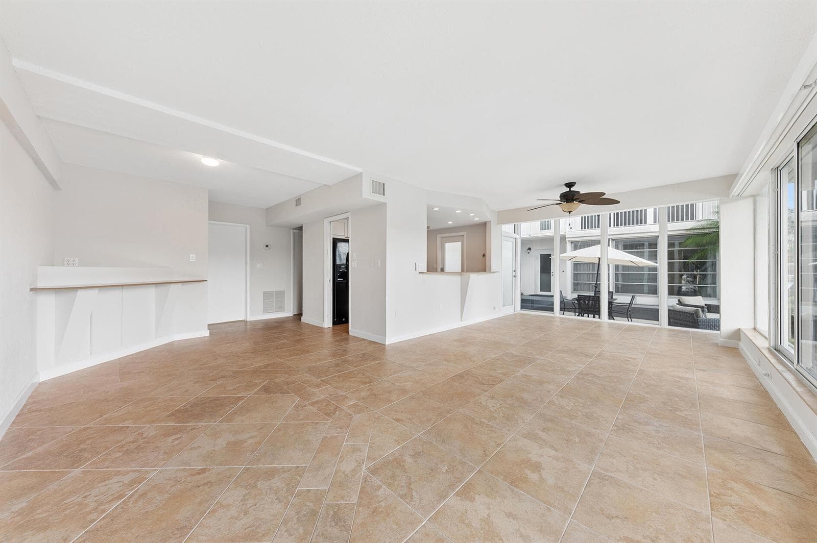 180 Isle Of Venice Drive 119 photo 3