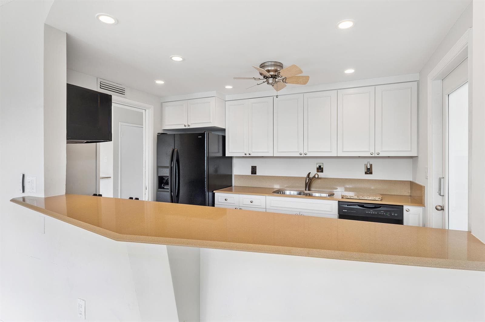 180 Isle Of Venice Drive 119 photo 8