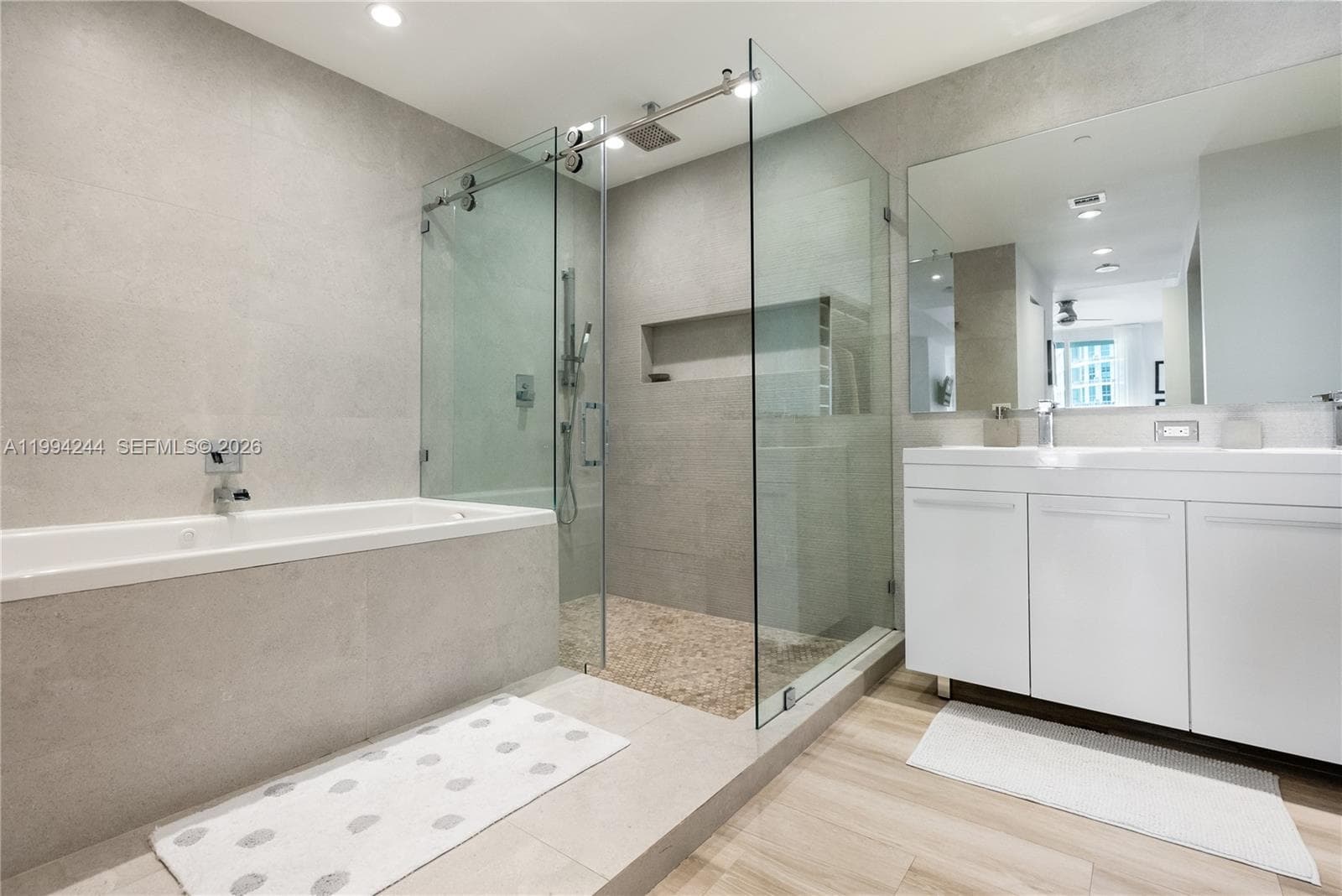 901 Brickell Key Blvd 305 photo 14