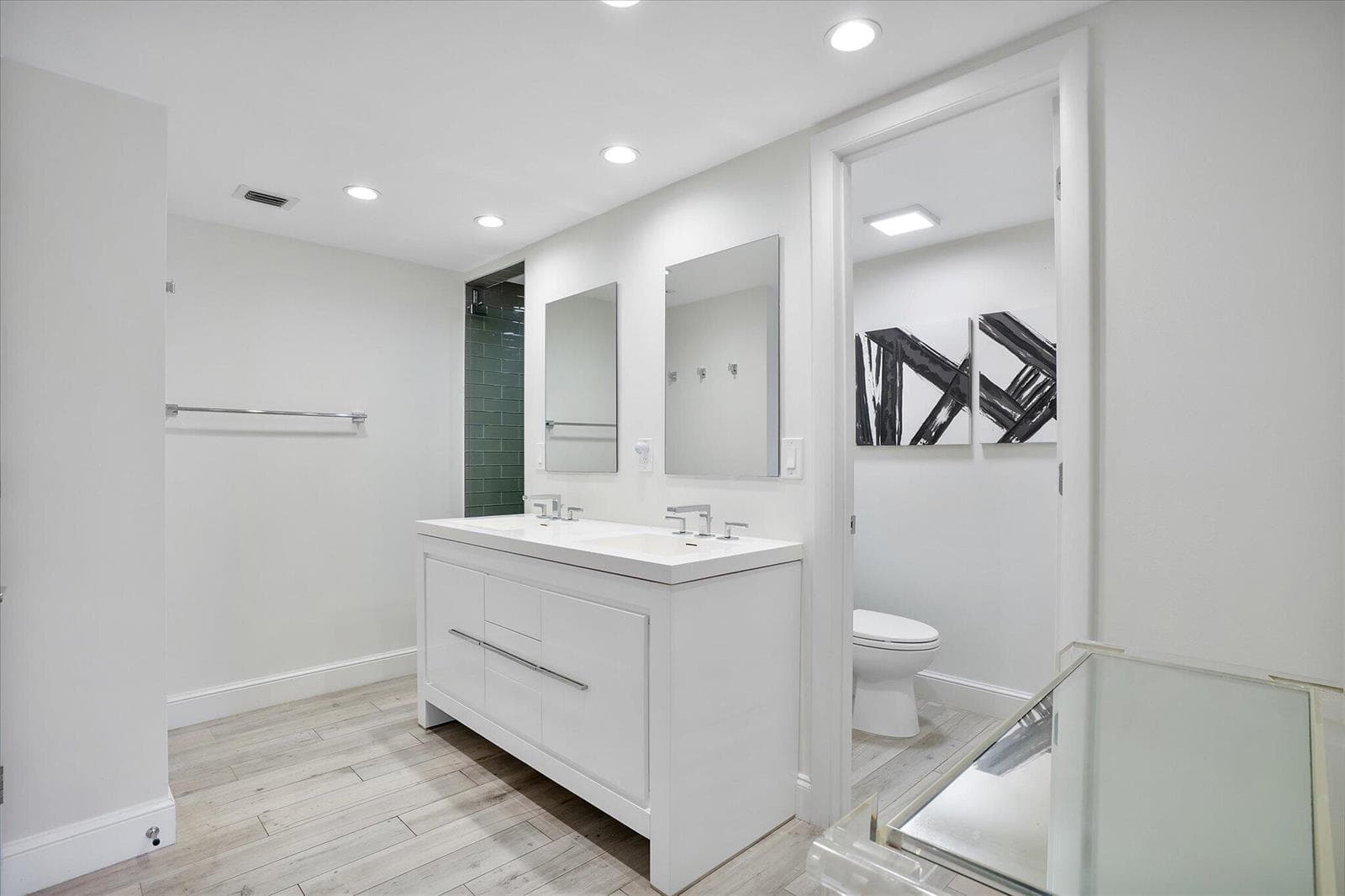 1500 S Ocean Drive Unit F8 photo 16
