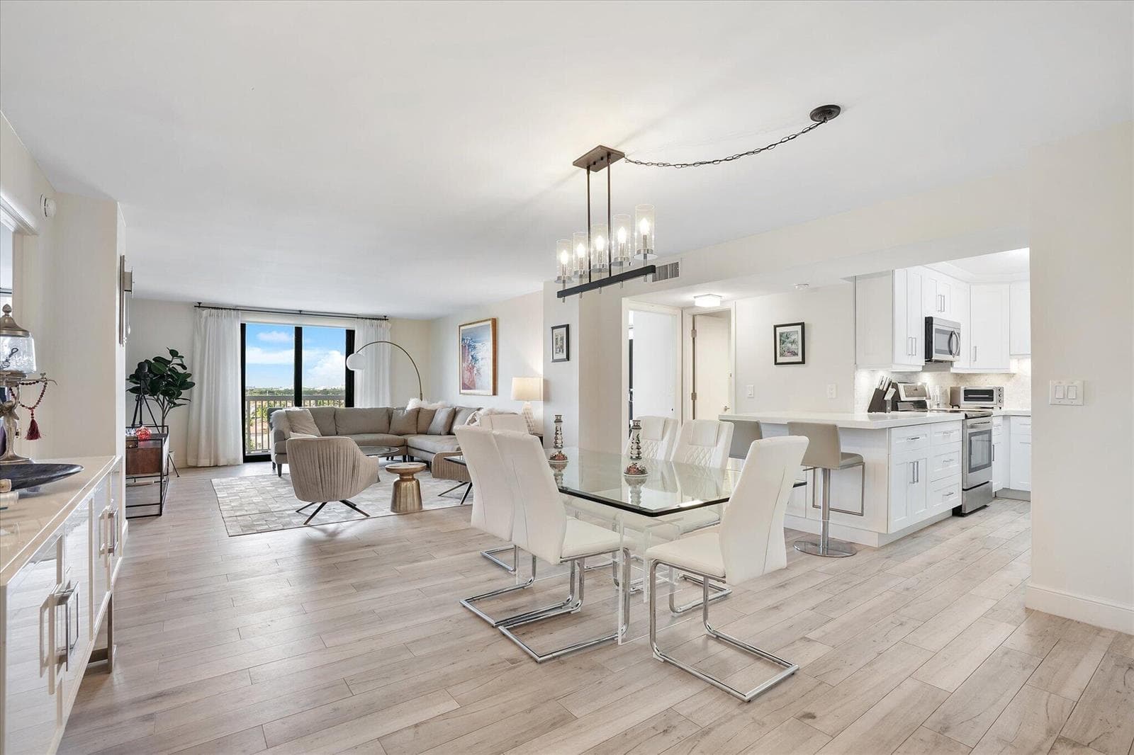 1500 S Ocean Drive Unit F8 photo 3