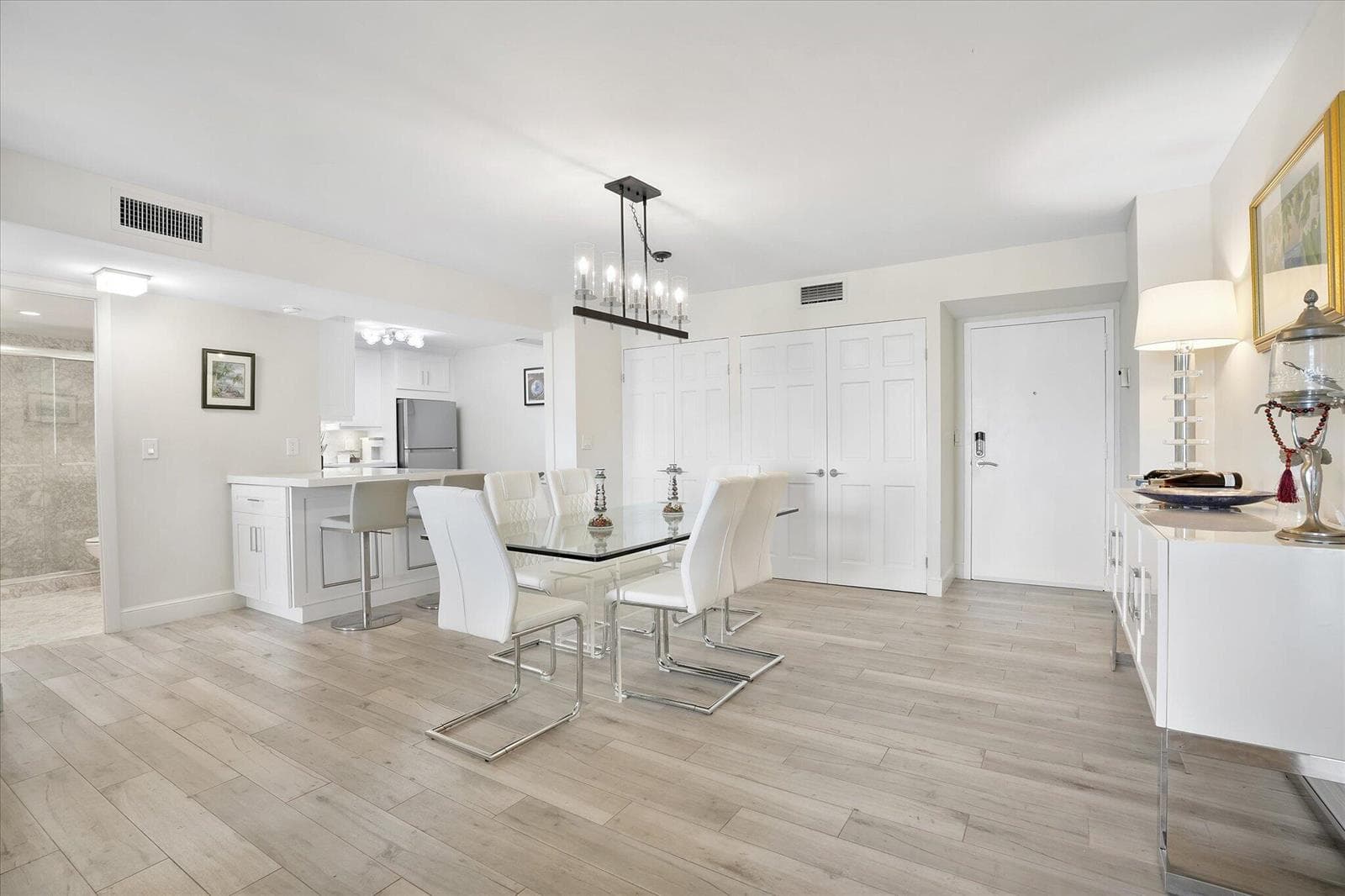 1500 S Ocean Drive Unit F8 photo 10