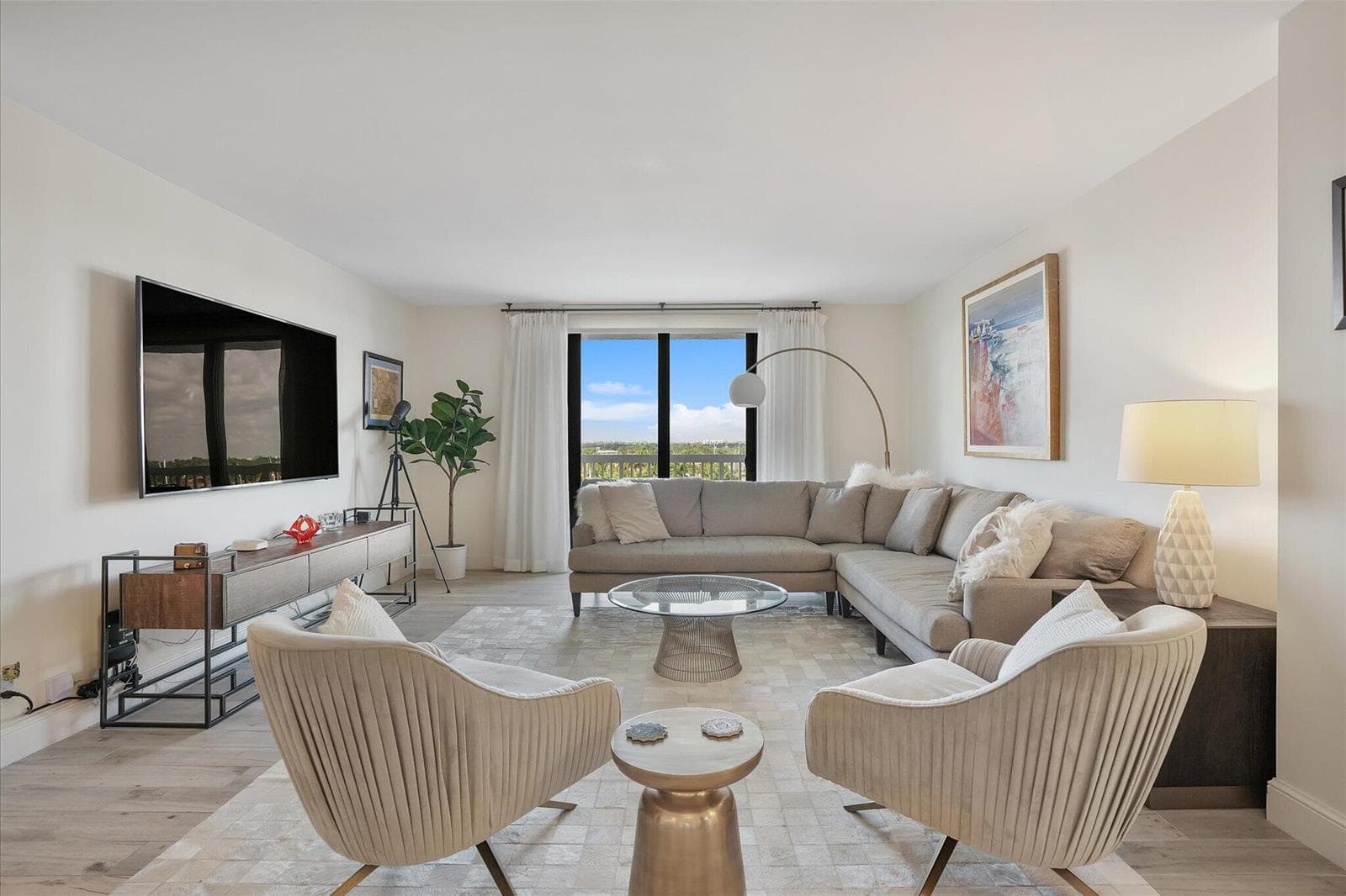 1500 S Ocean Drive Unit F8 photo 11