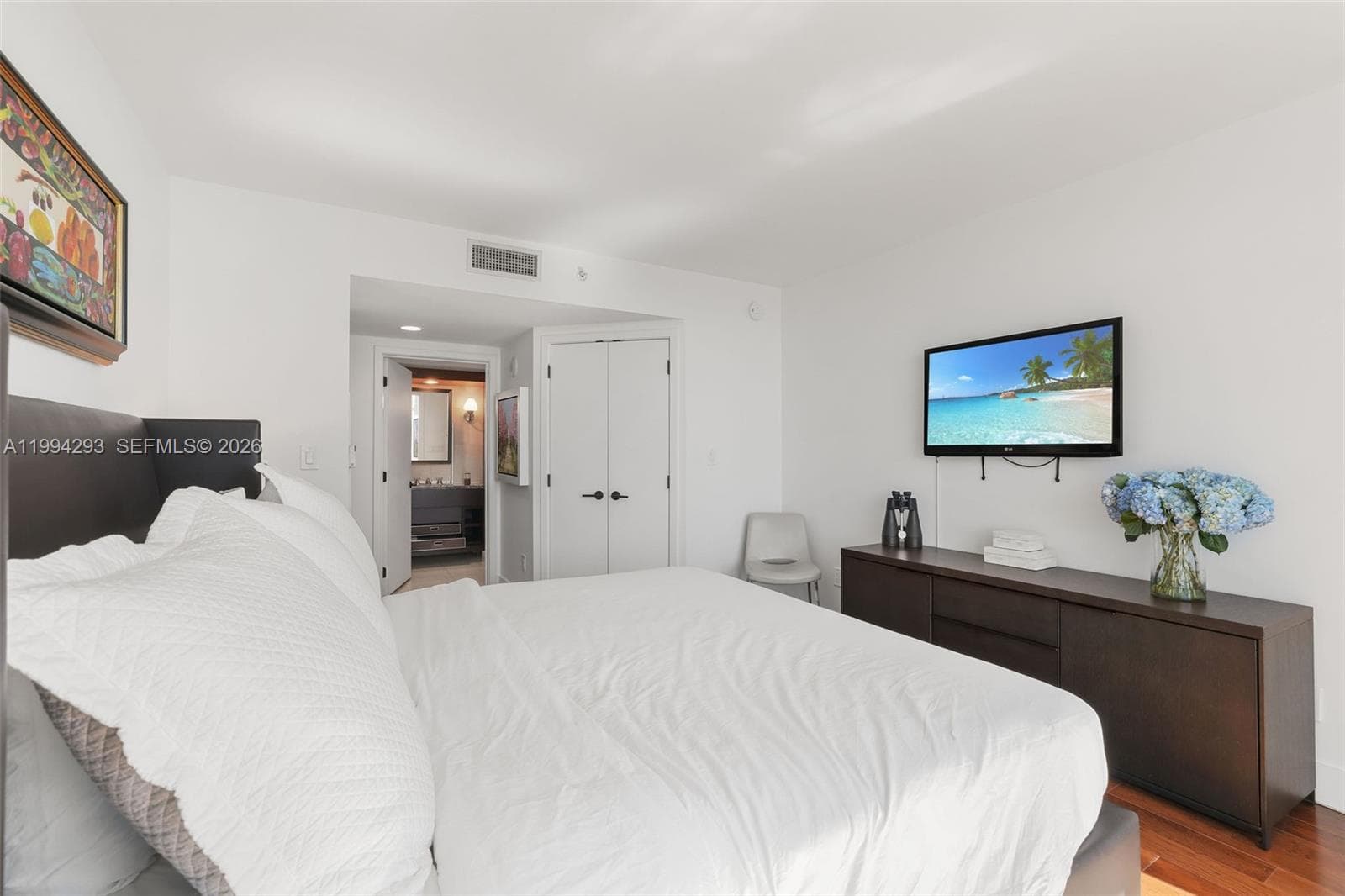 6801 Collins Ave 1112 (Door 1102) photo 9