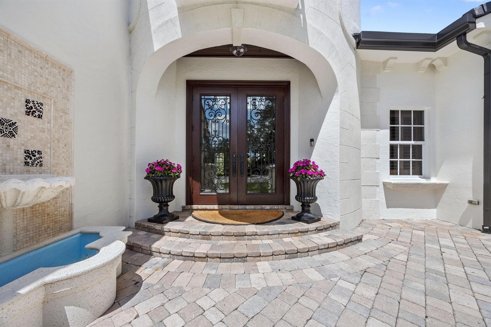 11973 NW 66th Court photo 4
