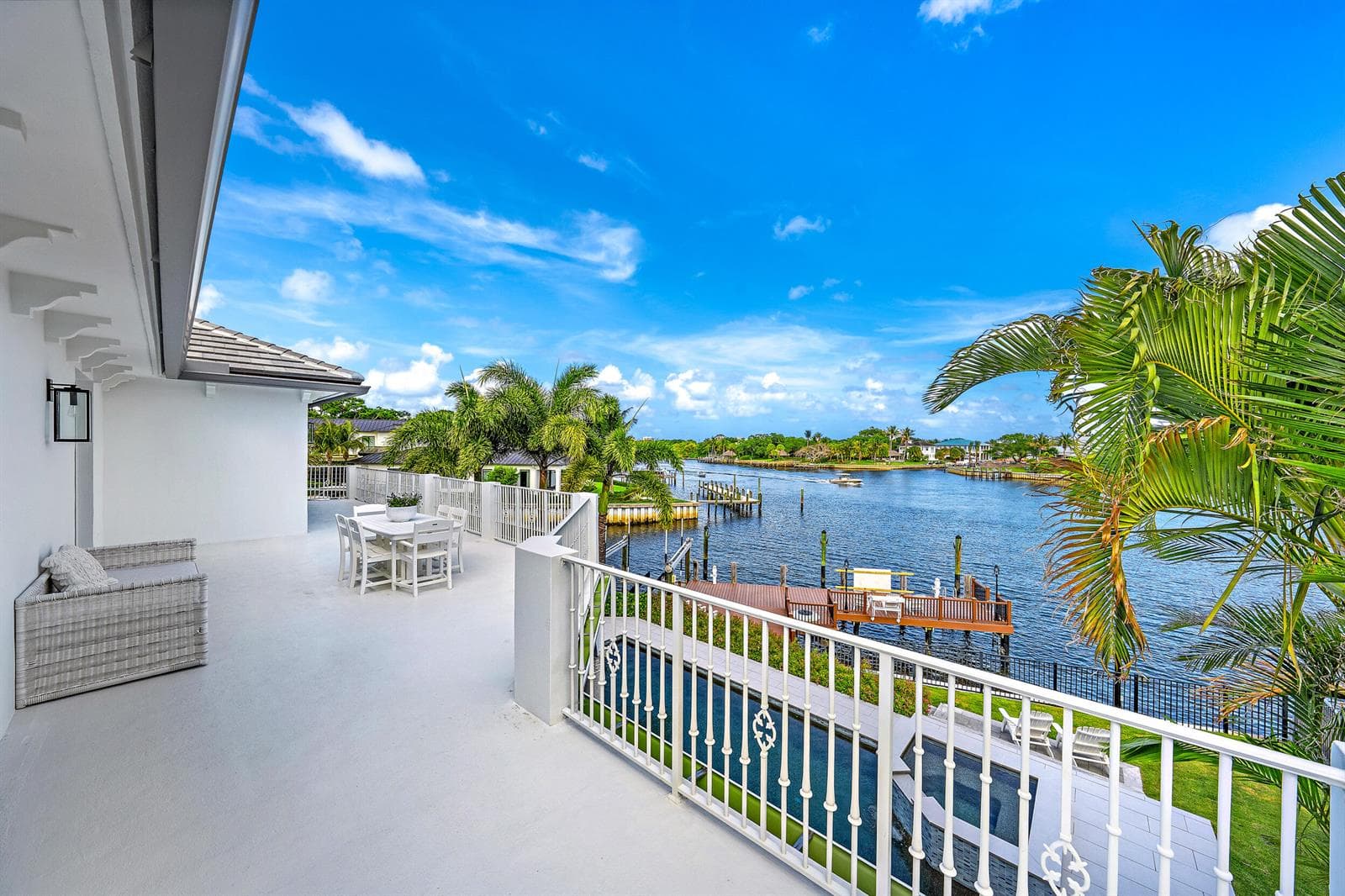 12864 S Shore Drive photo 16