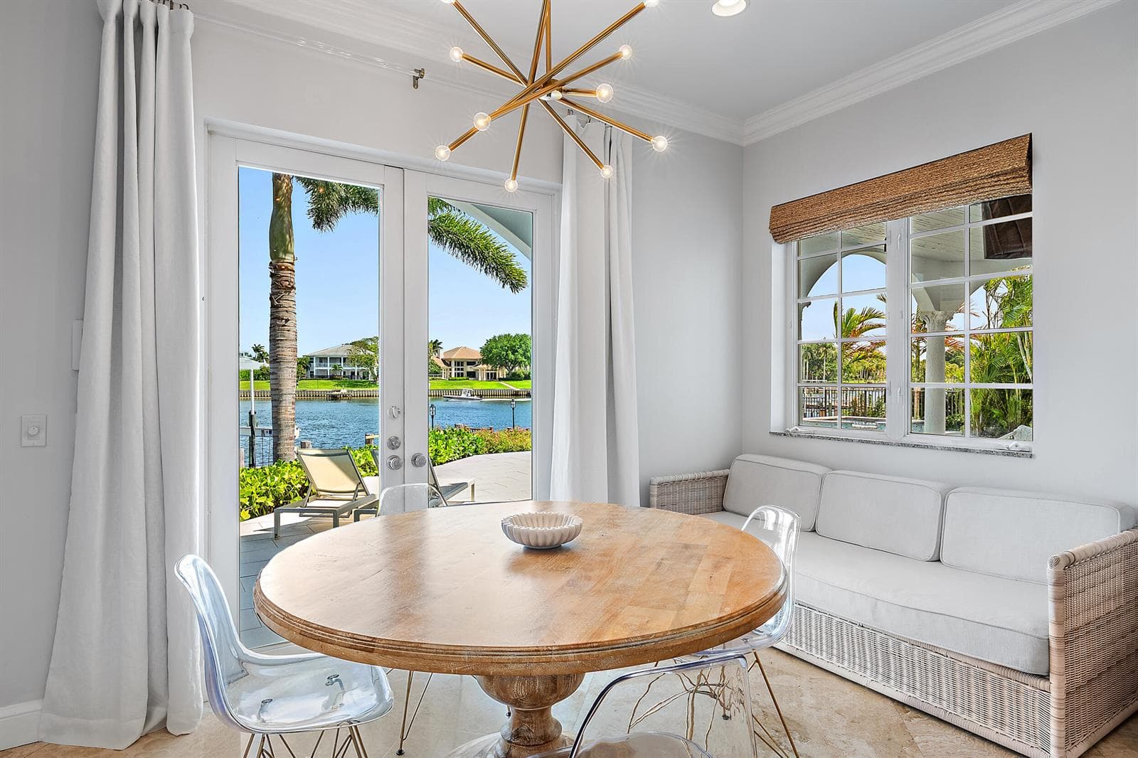 12864 S Shore Drive photo 9