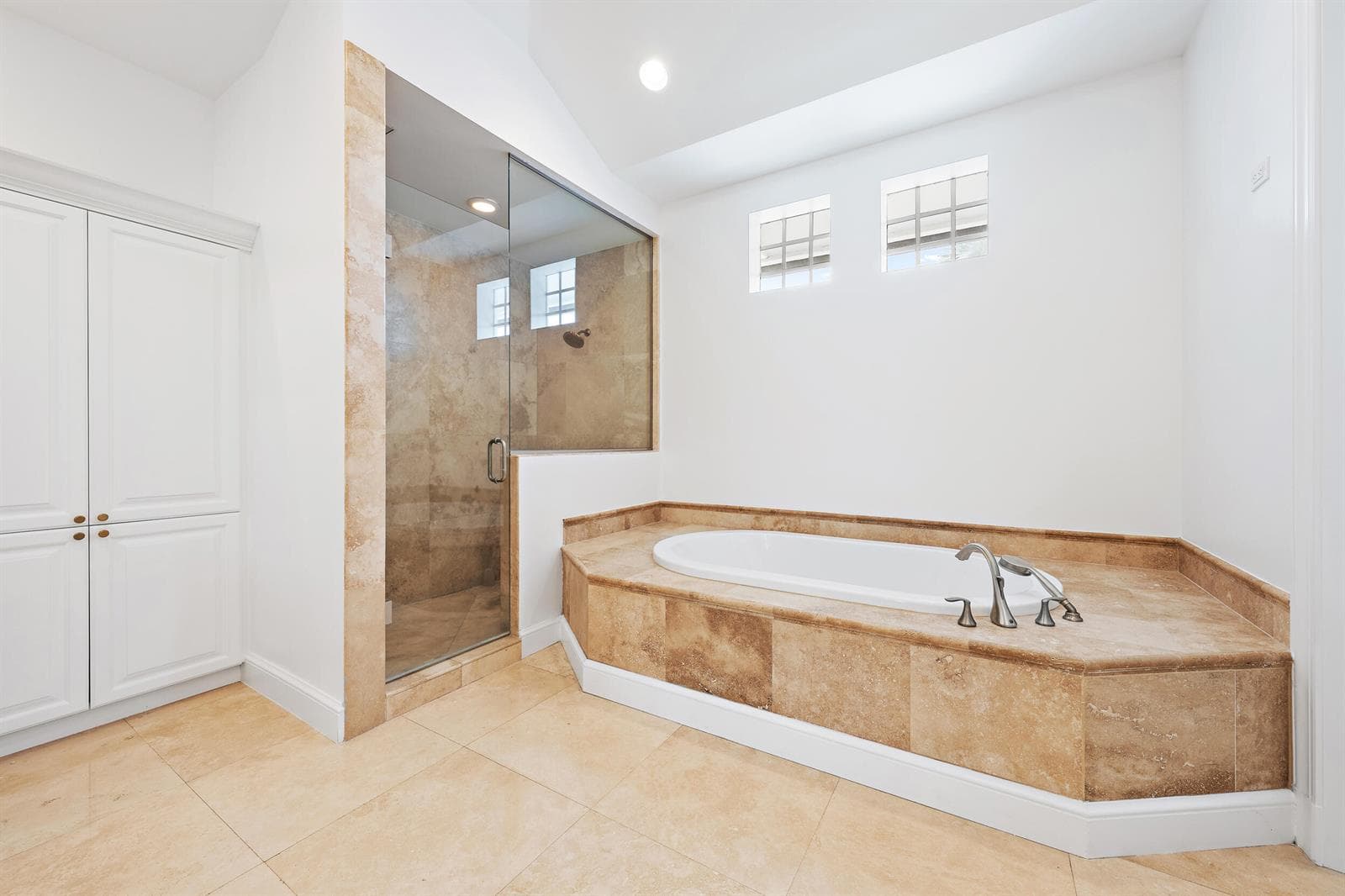 12864 S Shore Drive photo 11
