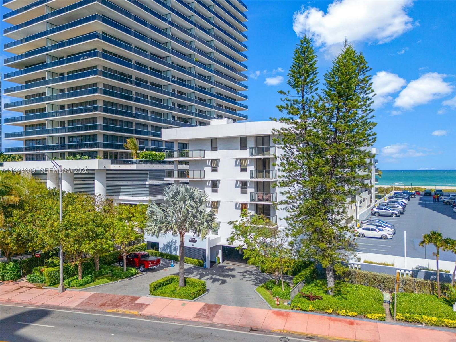 5845 Collins Ave 101 photo 2