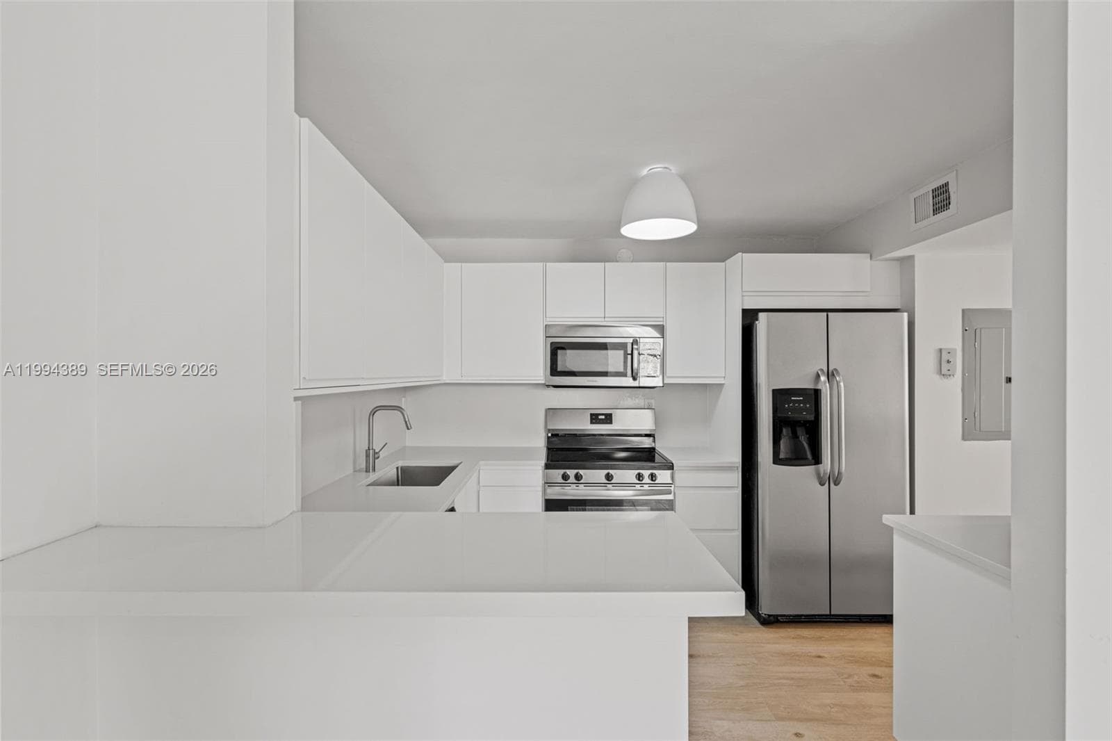 5845 Collins Ave 101 photo 13