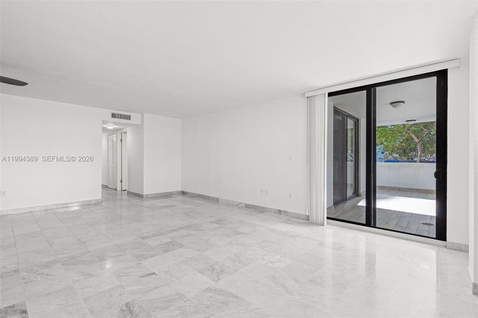 5845 Collins Ave 101 photo 12