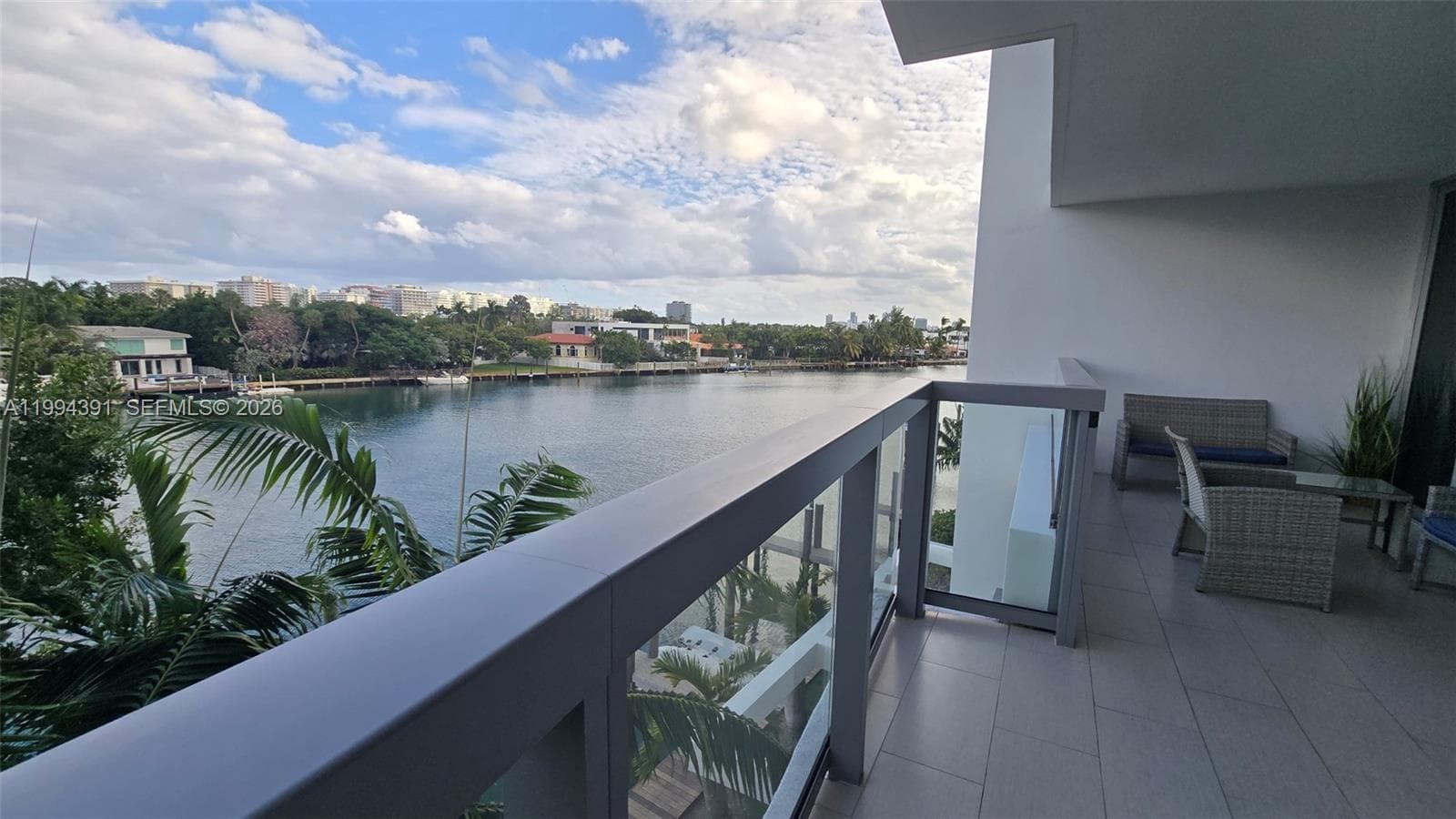 9261 Bay Harbor Dr 402 photo 13