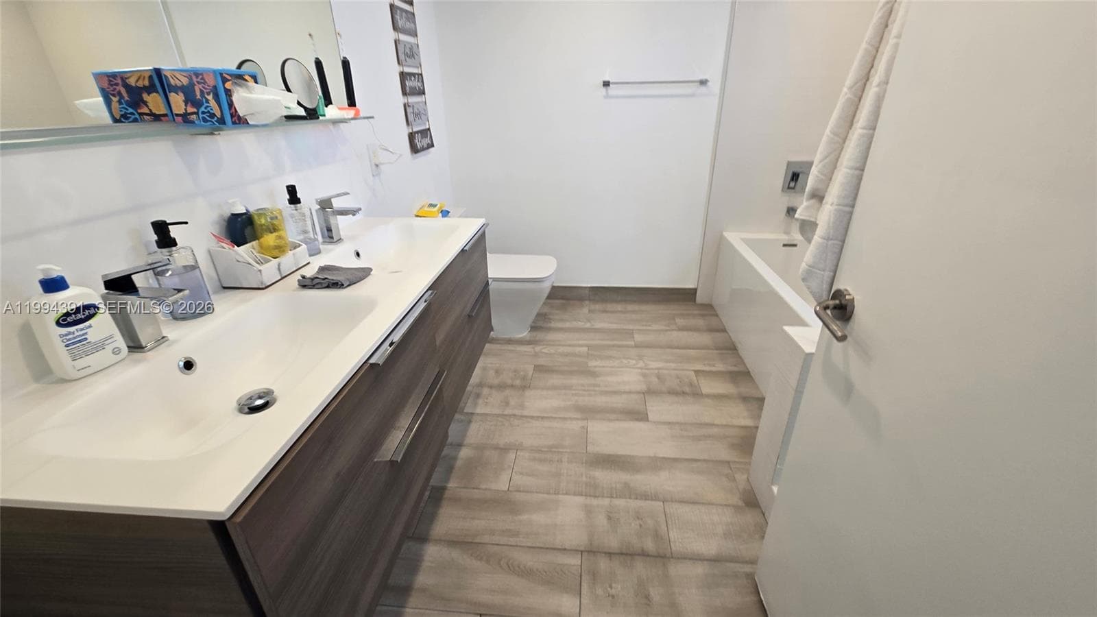 9261 Bay Harbor Dr 402 photo 20