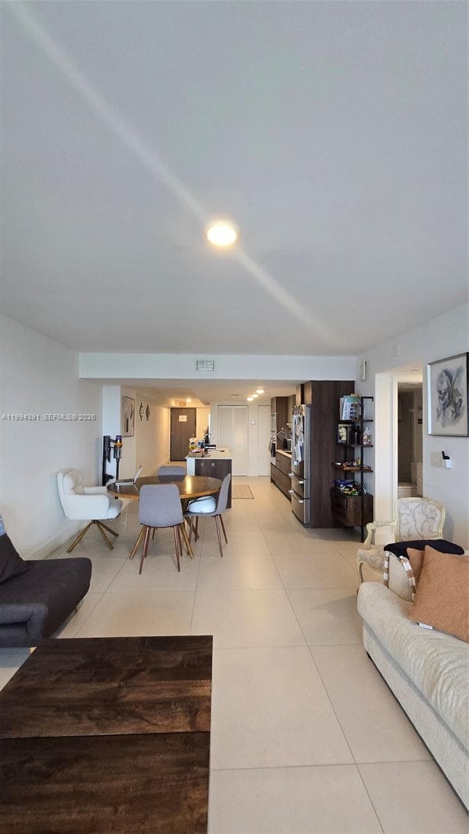 9261 Bay Harbor Dr 402 photo 14