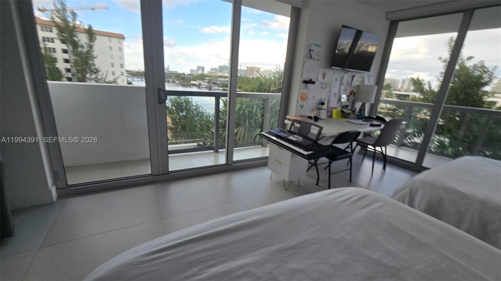 9261 Bay Harbor Dr 402 photo 18