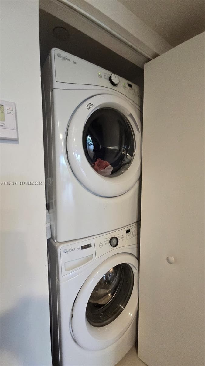 9261 Bay Harbor Dr 402 photo 25