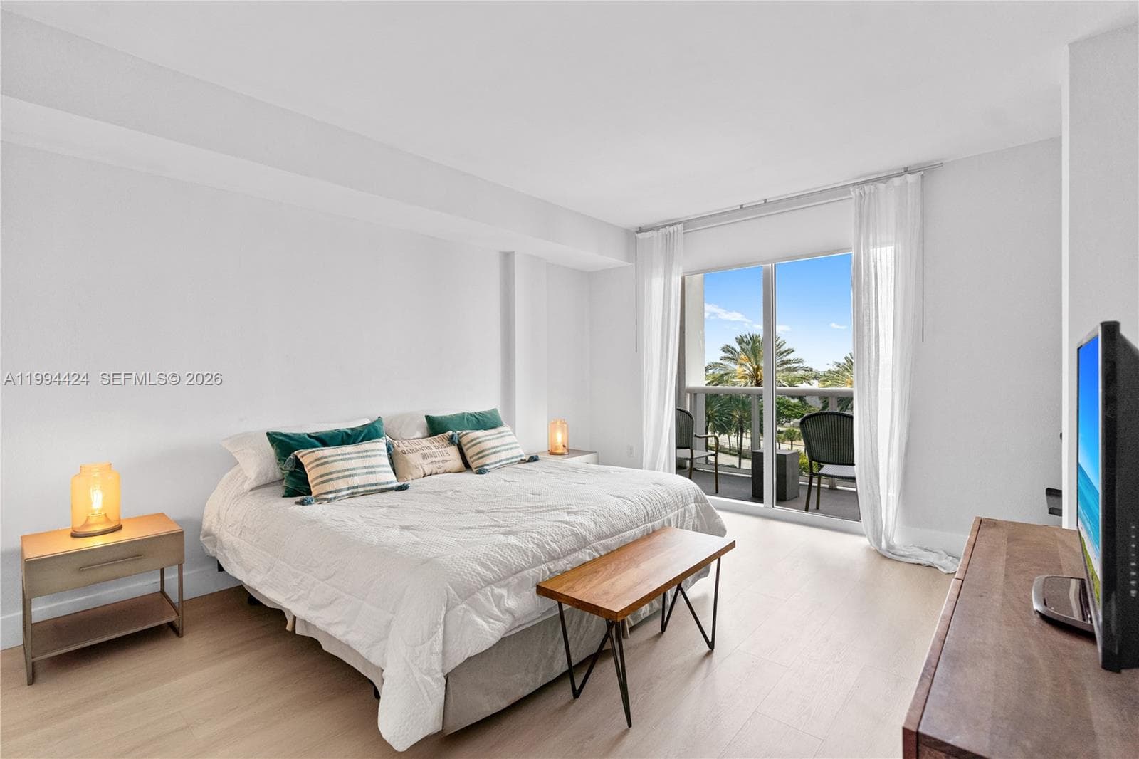 10275 Collins Ave 429 photo 18