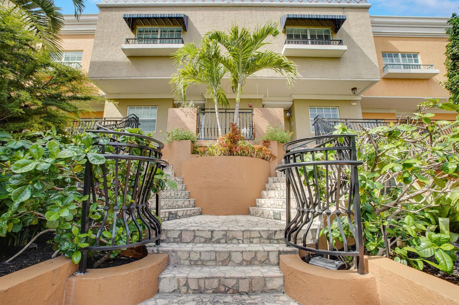 1111 E Las Olas Boulevard 410 photo 6