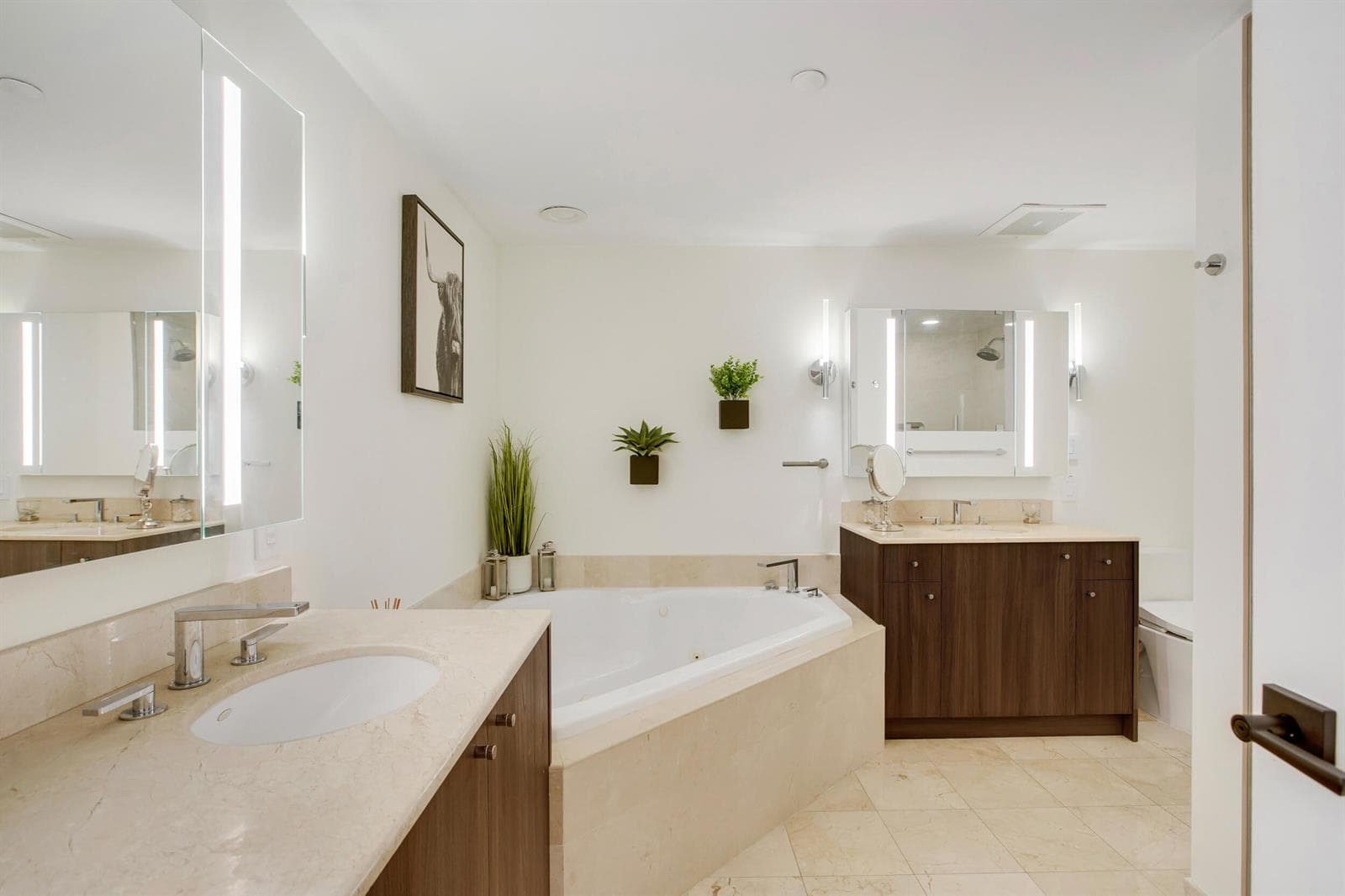 1111 E Las Olas Boulevard 410 photo 19