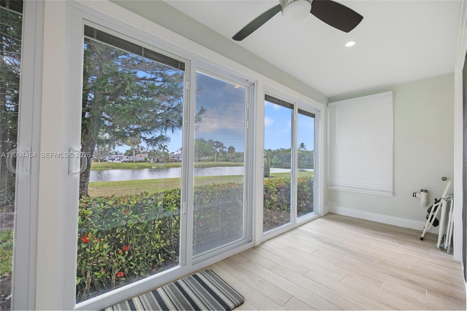 72 Monaco B 72 photo 23