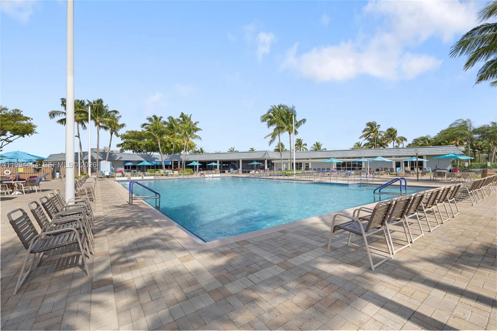 72 Monaco B 72 photo 24