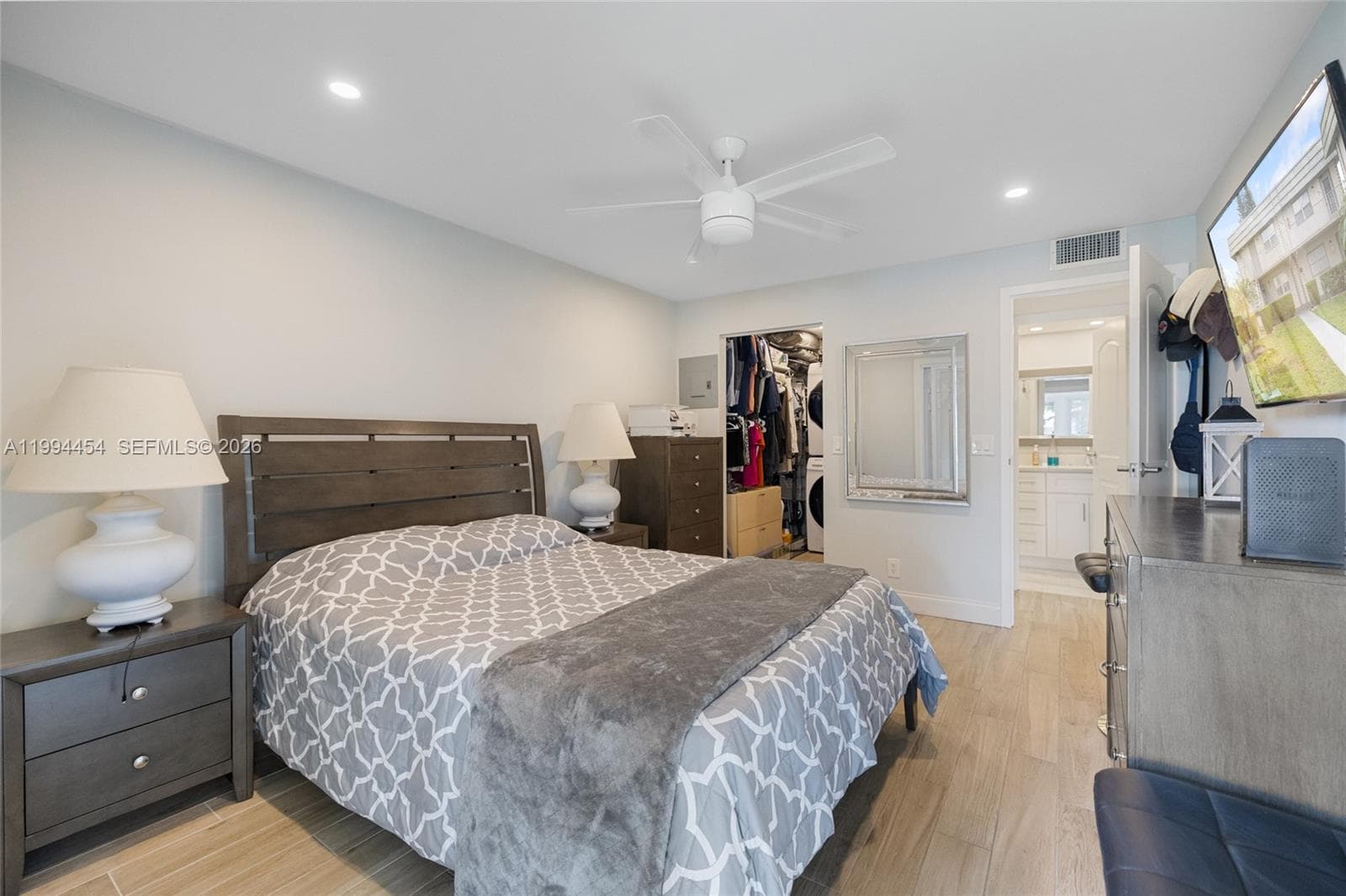 72 Monaco B 72 photo 18