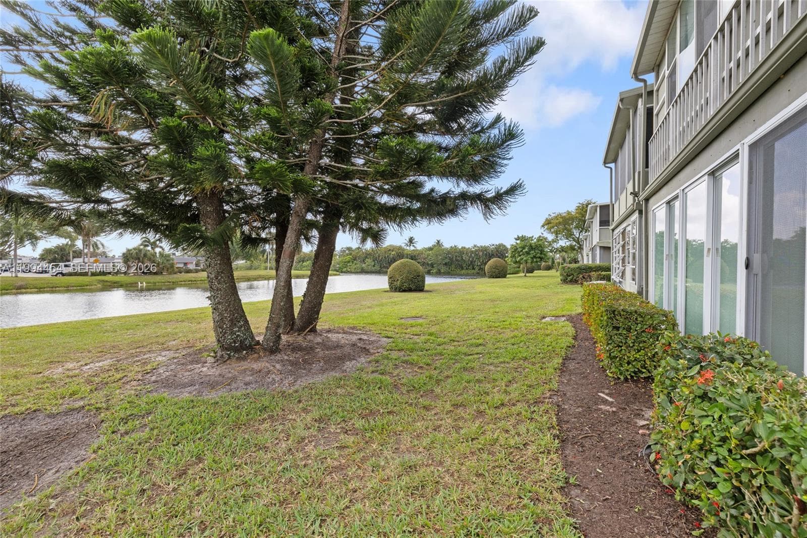 72 Monaco B 72 photo 4