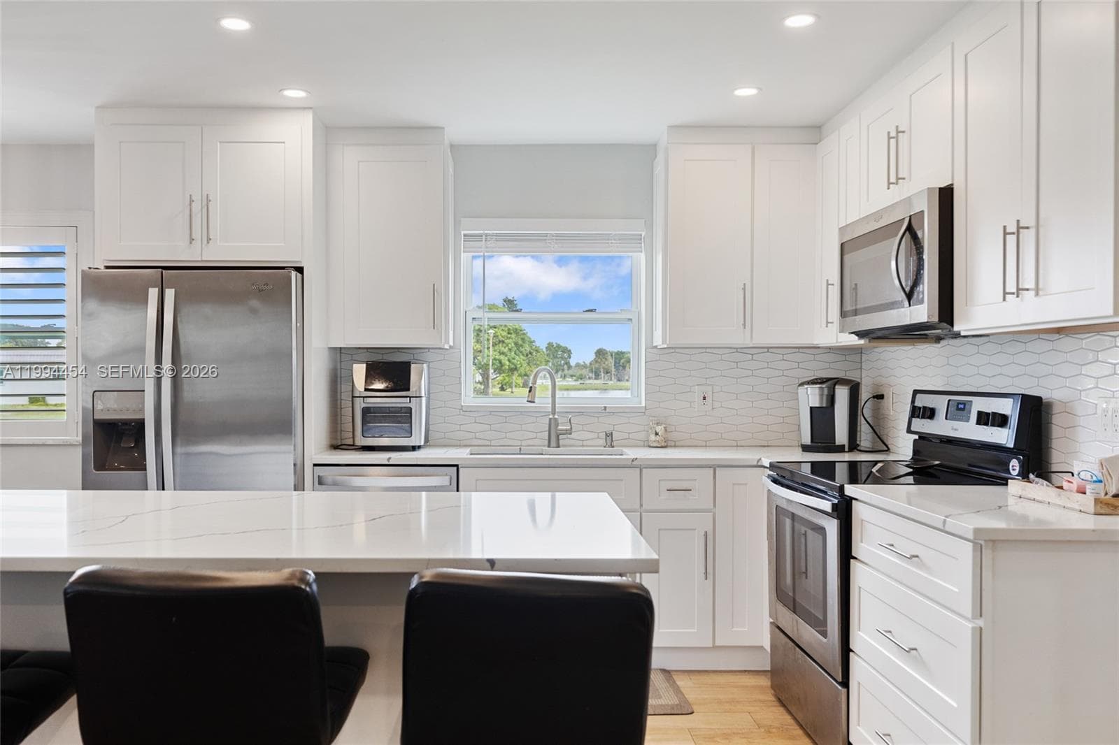 72 Monaco B 72 photo 8
